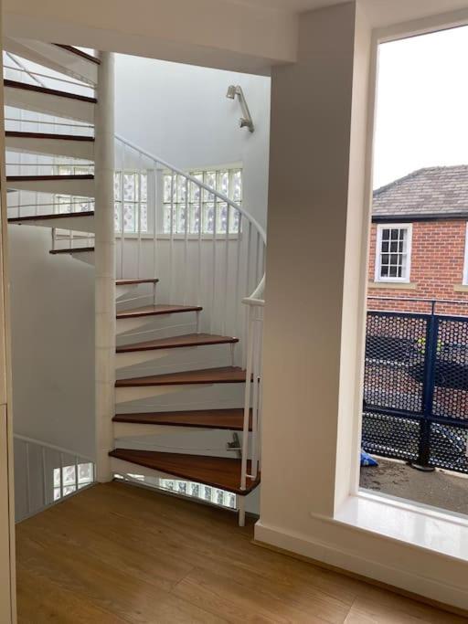 Central Leeds Townhouse With Private Roof Garden Sleeps 4 Екстер'єр фото
