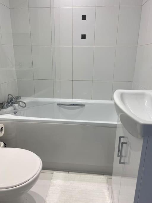 Central Leeds Townhouse With Private Roof Garden Sleeps 4 Екстер'єр фото